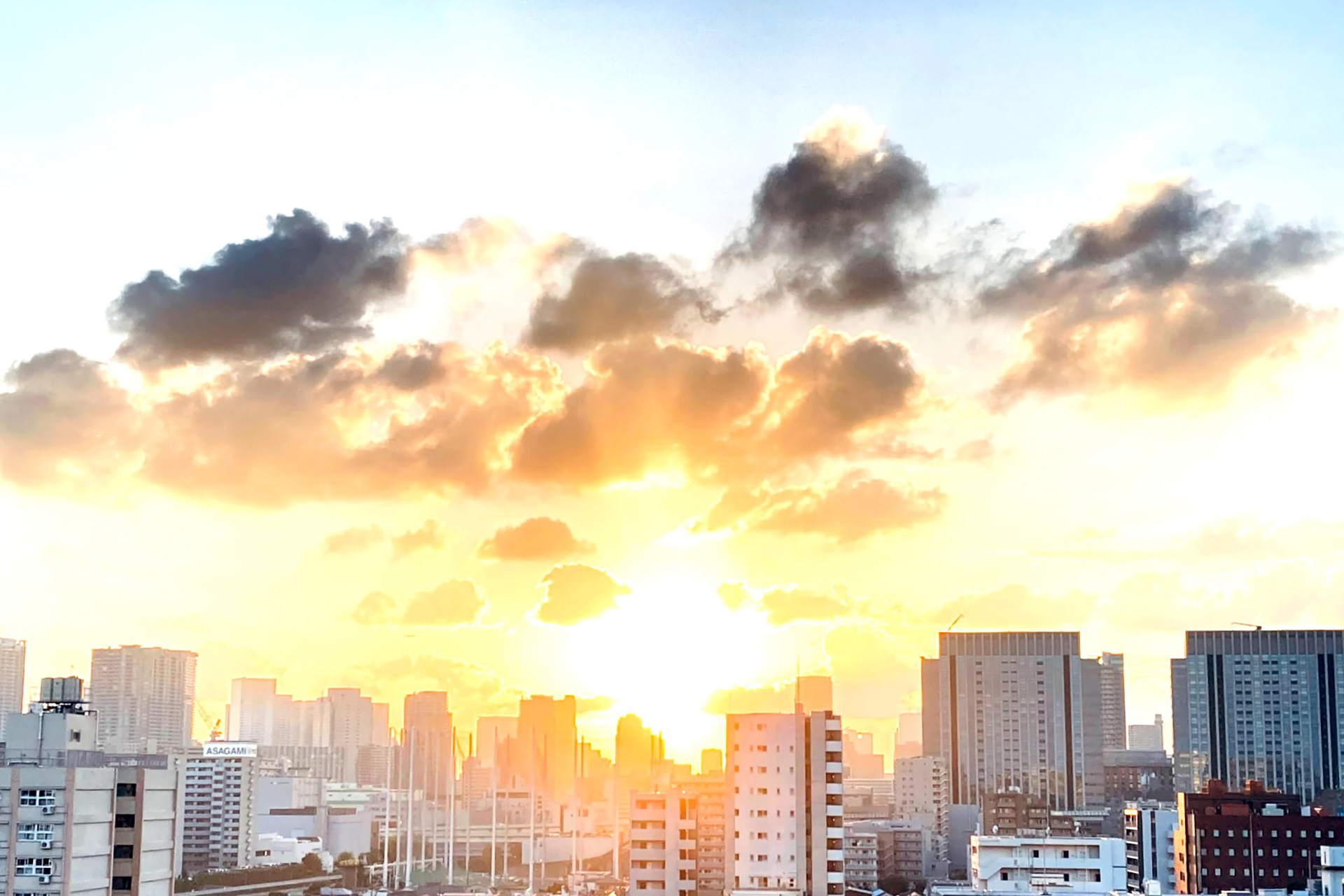 不動産の取引をもっと身近に。わかりやすく。